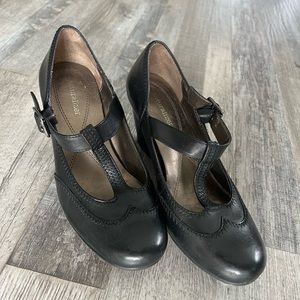 Naturalizer Leather Black Maryjanes
